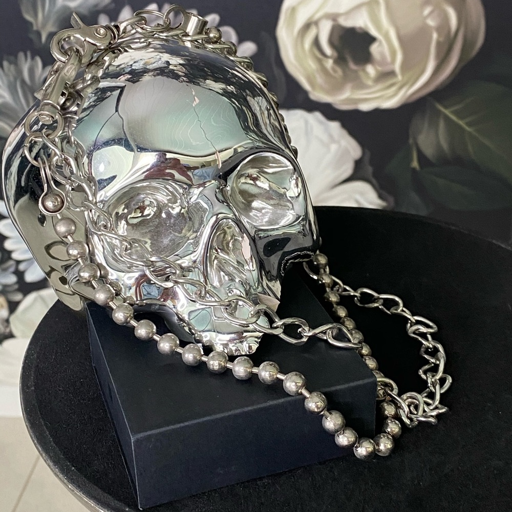 Pocket chain